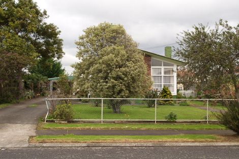 Photo of property in 13 Gardiner Grove, Mangere East, Auckland, 2024