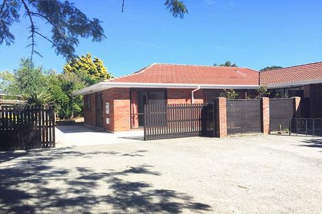 Photo of property in 24 Jillteresa Crescent, Half Moon Bay, Auckland, 2012