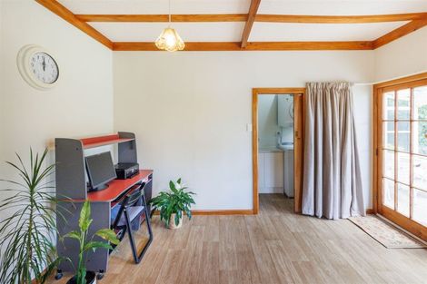 Photo of property in 247 College Street, West End, Palmerston North, 4412