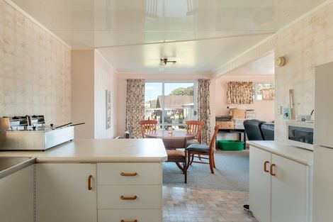 Photo of property in 4 Heatherlea Street, Outer Kaiti, Gisborne, 4010