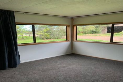 Photo of property in 104 Cemetery Road, Wainui, Silverdale, 0992