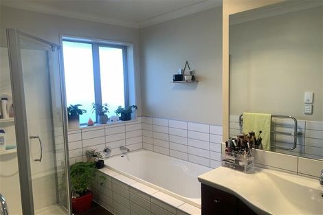 Photo of property in 22 Moreland Avenue, Papanui, Christchurch, 8053