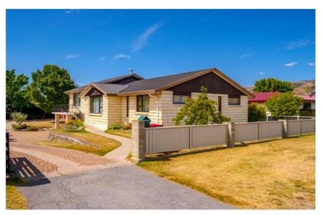 Photo of property in 10 Boyne Place, Cromwell, 9310