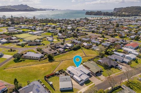 Photo of property in 15 Whitby Avenue, Whitianga, 3510