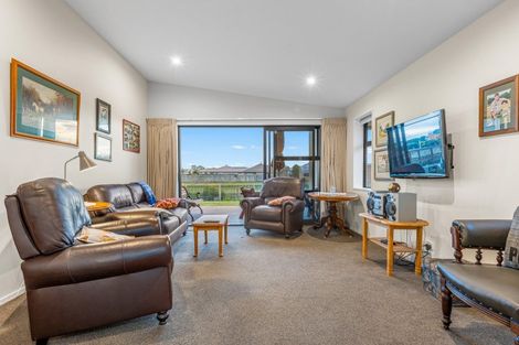 Photo of property in 11 Claremont Crescent, Amberley, 7410