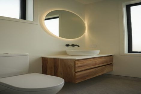 Photo of property in 45 Shelduck Road, Jacks Point, 9371