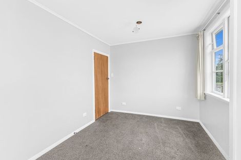 Photo of property in 29 Wilson Street, Waverley, 4510