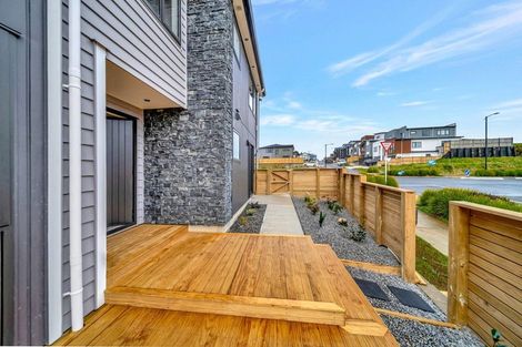 Photo of property in 1 Verdant View Avenue, Flat Bush, Auckland, 2019