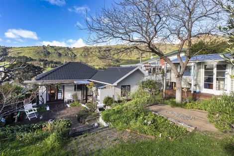 Photo of property in 30 Flinders Road, Heathcote Valley, Christchurch, 8022