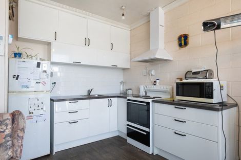 Photo of property in 72b Queen Street West, Levin, 5510