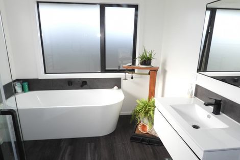 Photo of property in 19 Airedale Road, Weston, Oamaru, 9401