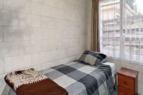 Photo of property in 1/22 Kelston Street, New Lynn, Auckland, 0600