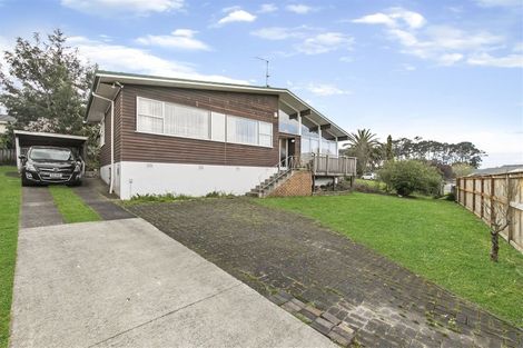 Photo of property in 38 Thornlow Street, Glendene, Auckland, 0602