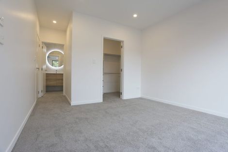 Photo of property in 13b King Richard Place, Browns Bay, Auckland, 0630