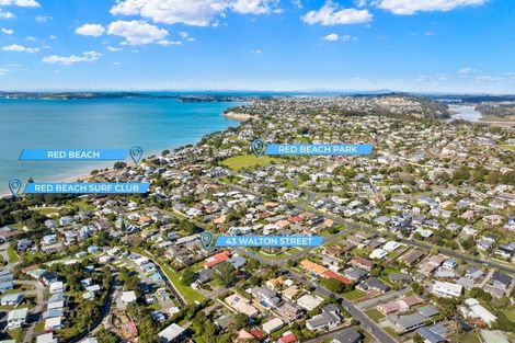 Photo of property in 43 Walton Street, Red Beach, 0932