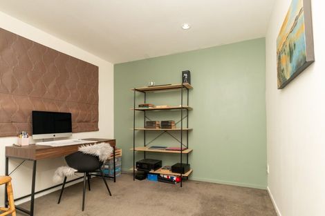Photo of property in 2/120 Manuka Road, Bayview, Auckland, 0629