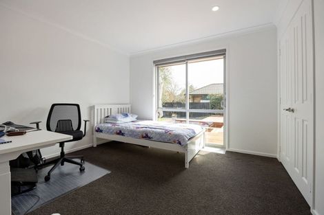 Photo of property in 5 Compton Grove, Huntington, Hamilton, 3210