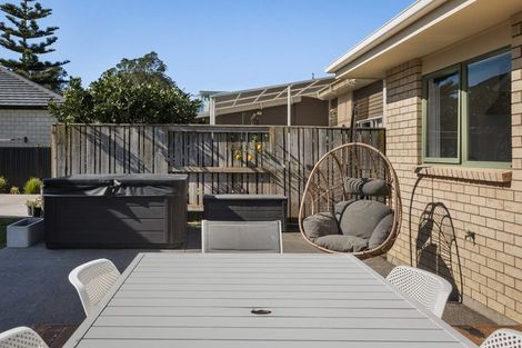 Photo of property in 6a Surfers Avenue, Waihi Beach, 3611