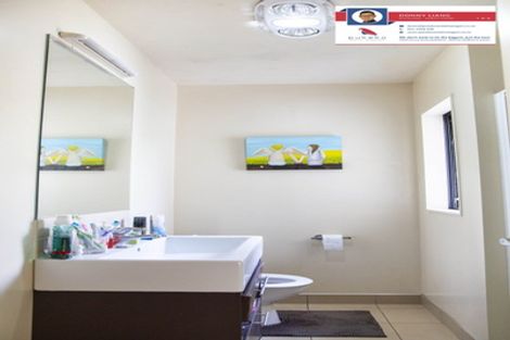 Photo of property in Hibiscus Garden, 12 Lavender Garden Lane, Oteha, Auckland, 0632