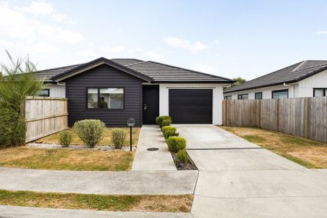 Photo of property in 2/5 Camden Place, Pukete, Hamilton, 3200