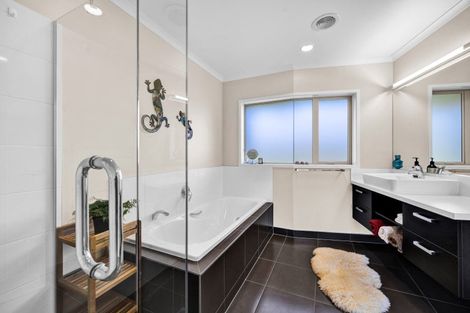 Photo of property in 147 Airport Drive, New Plymouth Airport, New Plymouth, 4373