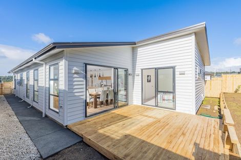 Photo of property in 3 Vintry Drive, Kumeu, 0810