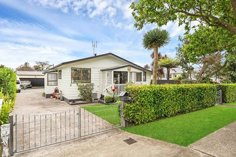 Photo of property in 9 Le Havre Place, Takanini, 2112