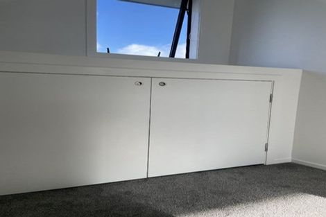 Photo of property in 2/102 Millbrook Road, Sunnyvale, Auckland, 0612