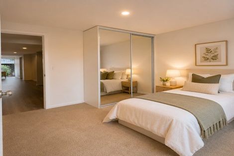 Photo of property in 76a Lake Road, Narrow Neck, Auckland, 0624