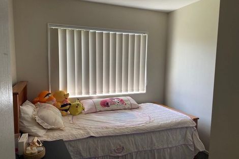 Photo of property in 50 Artillery Drive, Papakura, 2110