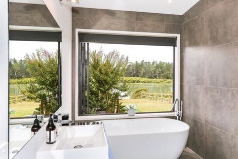 Photo of property in 23 Roseneath Road, Karaka, Papakura, 2580