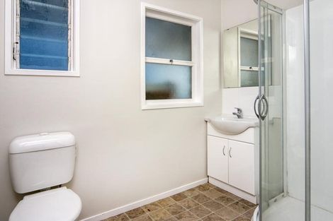 Photo of property in 2/5 Eban Avenue, Hillcrest, Auckland, 0627