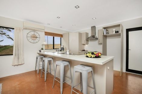 Photo of property in 43 Spur Road, Stillwater, Silverdale, 0993