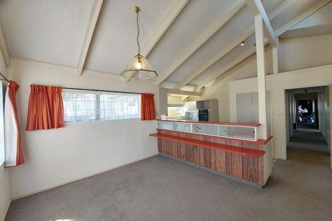 Photo of property in 15 Selwyn Street, Lower Vogeltown, New Plymouth, 4310