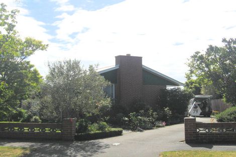 Photo of property in 19 Martbern Crescent, Bishopdale, Christchurch, 8053