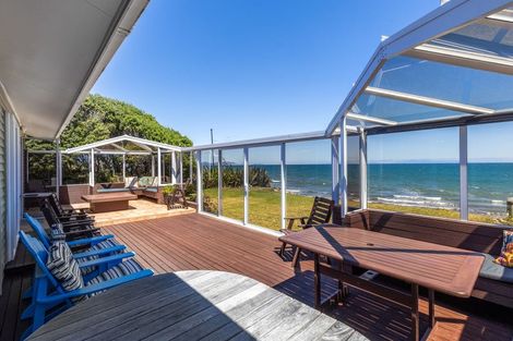 Photo of property in 24 Newry Road, Raumati Beach, Paraparaumu, 5032