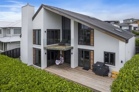 Photo of property in 11 Tuatini Place, Long Bay, Auckland, 0630