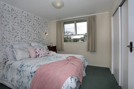 Photo of property in 5 Oxford Street, Marton, 4710