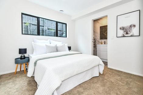 Photo of property in 1c Dreadon Road, Manurewa, Auckland, 2102