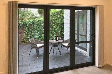 Photo of property in 1a Thomas Place, Leamington, Cambridge, 3432