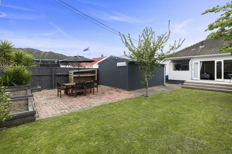 Photo of property in 8 Dempsey Street, Naenae, Lower Hutt, 5011