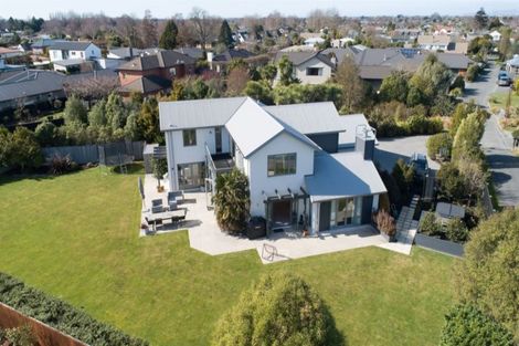 Photo of property in 4 Meadowcroft Lane, Harewood, Christchurch, 8051