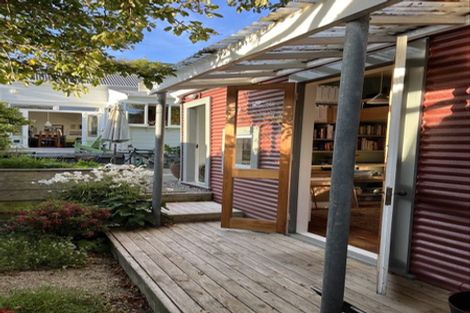 Photo of property in 118 Elizabeth Street, Mount Victoria, Wellington, 6011