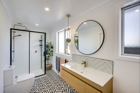 Photo of property in 13 Holyrood Street, Taradale, Napier, 4112