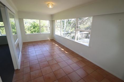 Photo of property in 1 Red Bluff Rise, Campbells Bay, Auckland, 0630