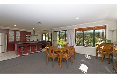 Photo of property in 15 Carnelian Court, Westgate, Auckland, 0614