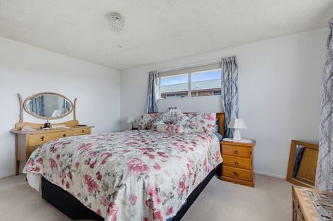 Photo of property in 84 Broadway, Stratford, 4332
