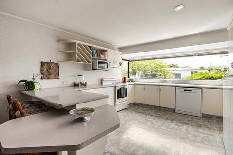 Photo of property in 6 Moreland Avenue, Pukete, Hamilton, 3200