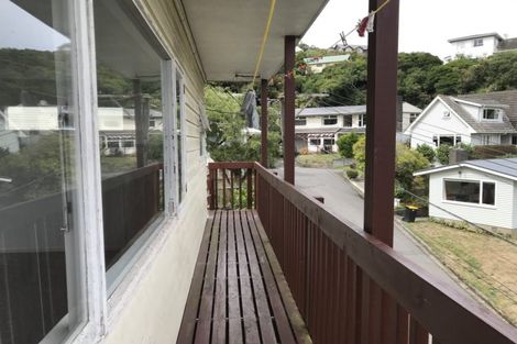 Photo of property in 5a Chella Way, Khandallah, Wellington, 6035