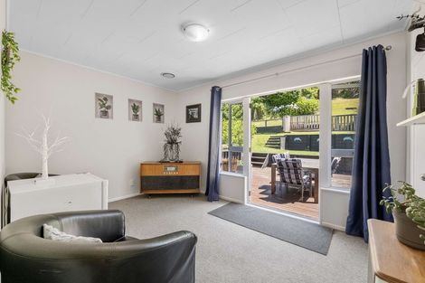 Photo of property in 74 Awanui Street, Merrilands, New Plymouth, 4312
